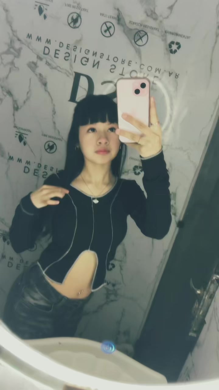 @miaanicolaa2