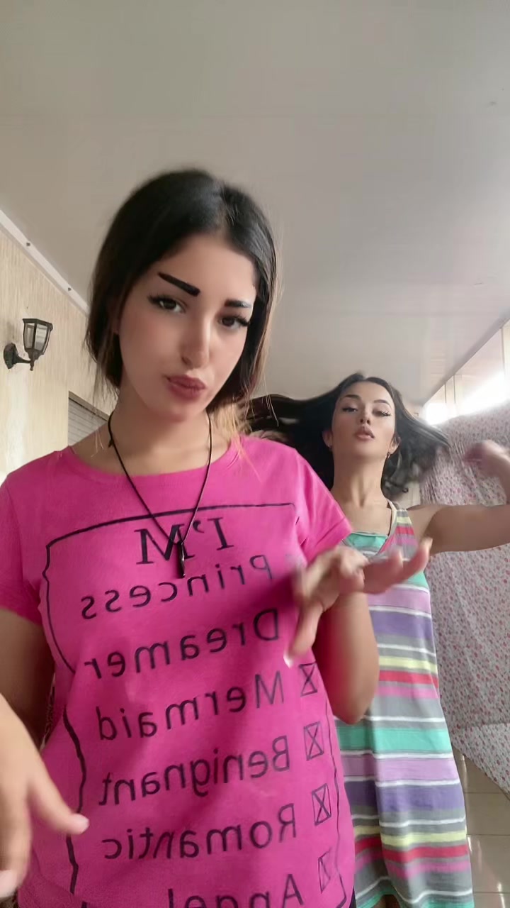 @Ghita El