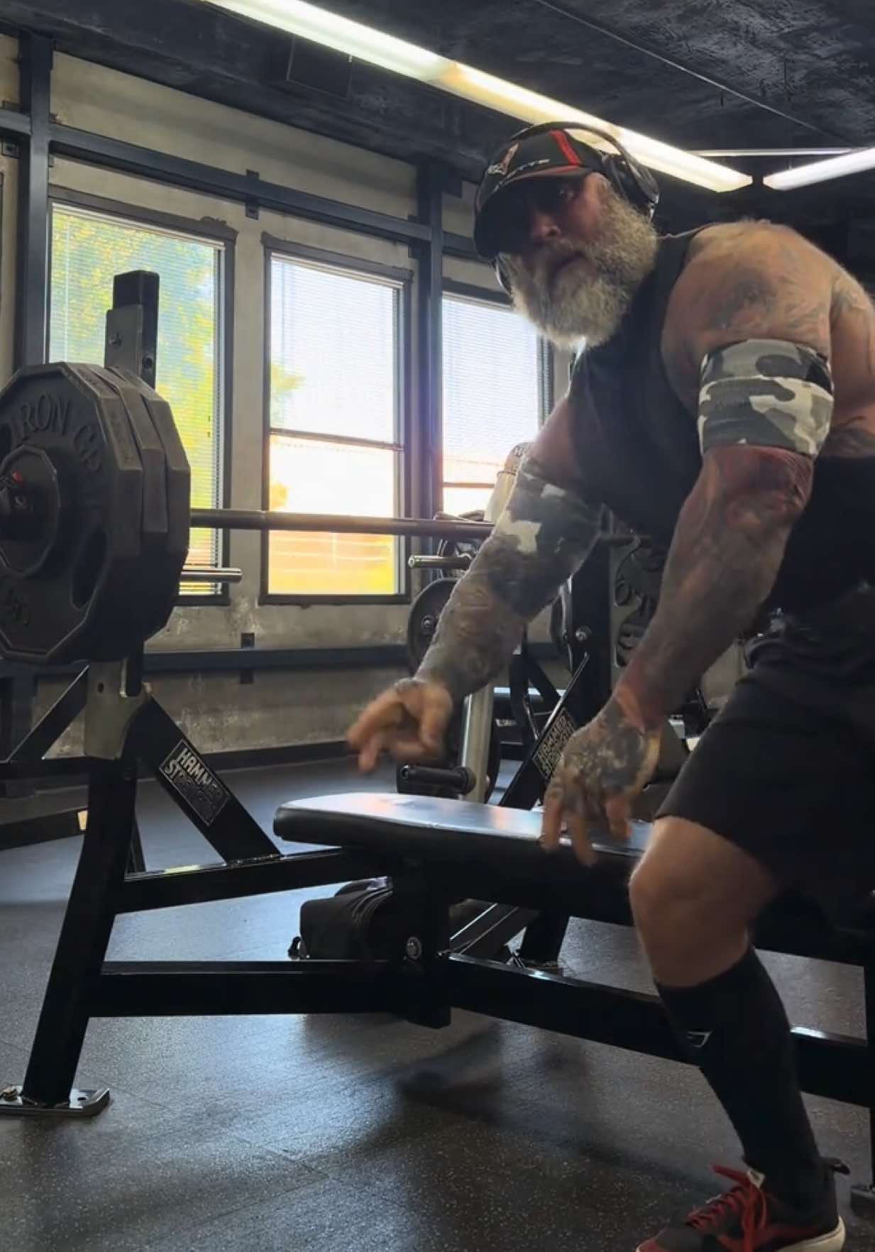 @old man jacked