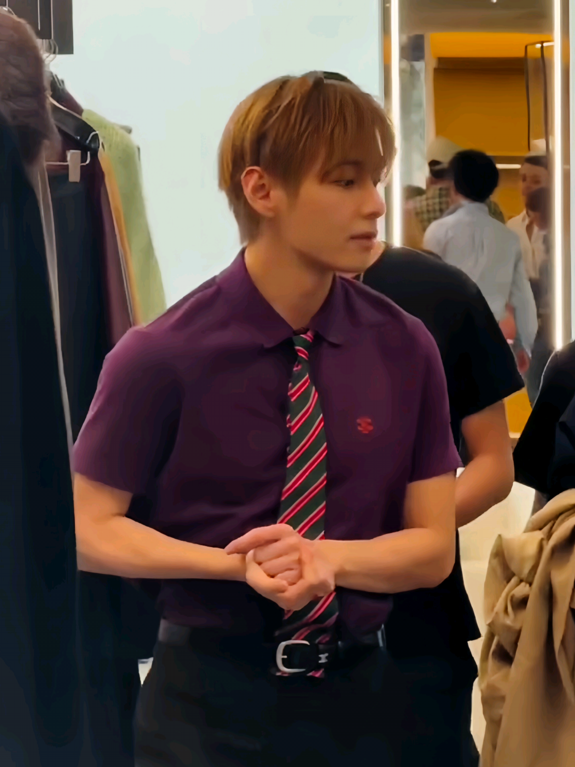 @𝒕𝒉𝒗𝒊𝒌𝒂𝒂🧸