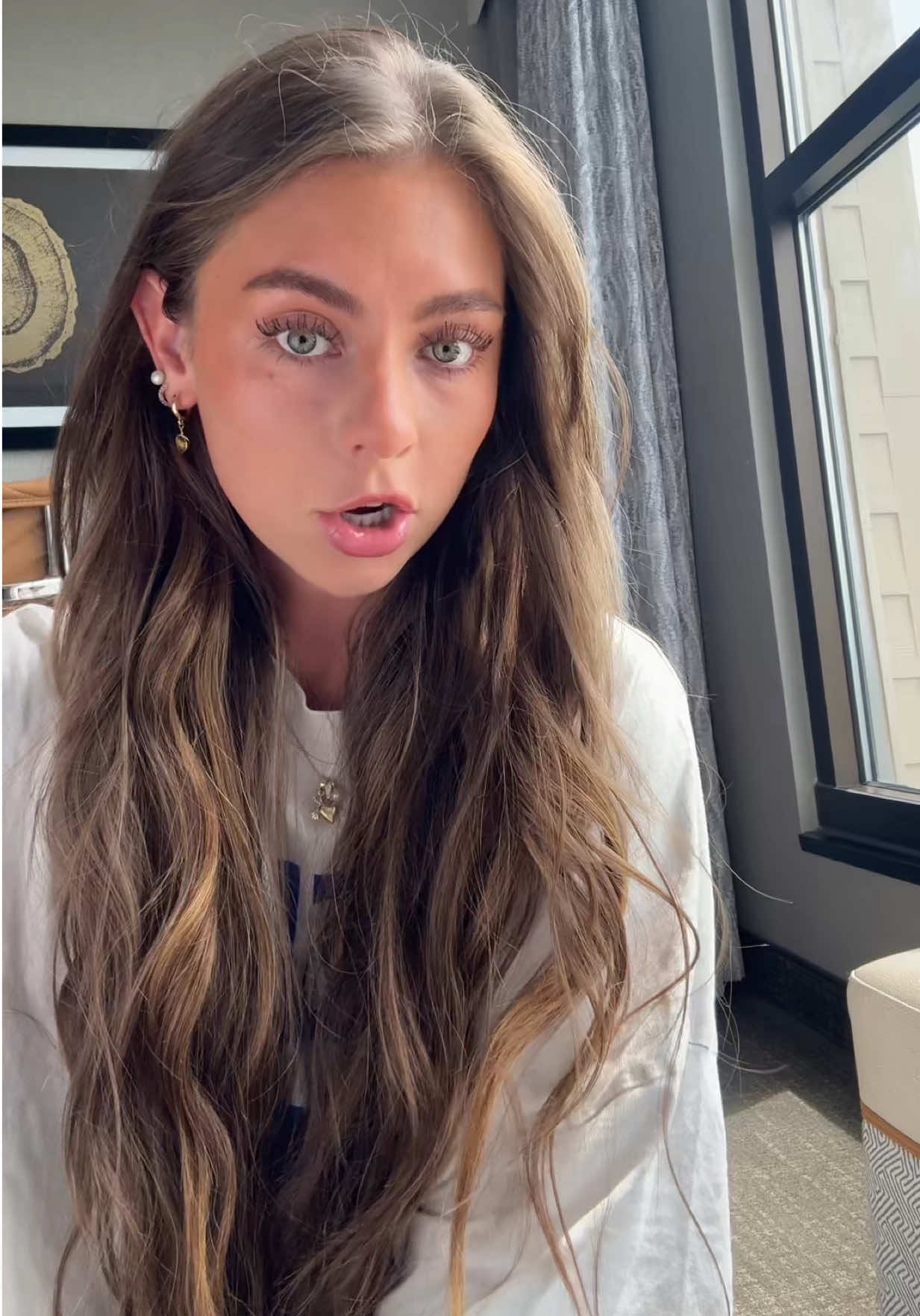 @mshellly