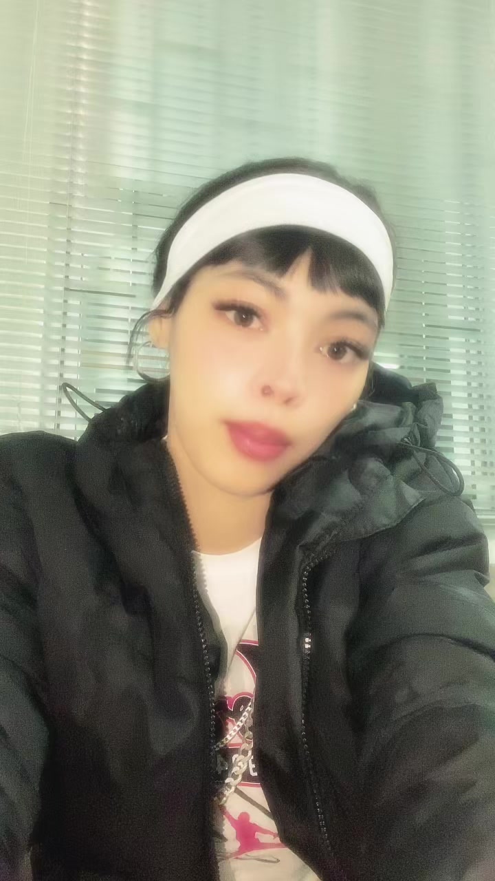 @nayadams🤍.
