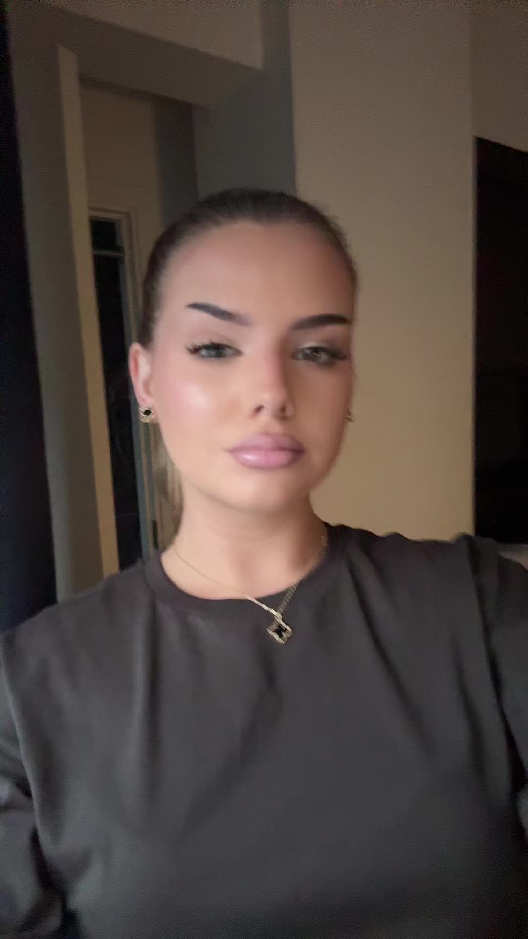 @𝑔𝓅𝓊𝒸𝒽𝒶𝓁𝓈𝓀𝒶_