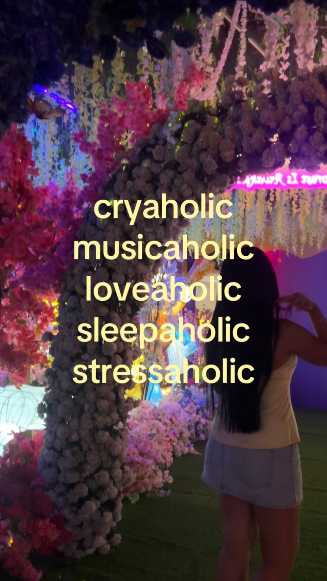 @⃟
