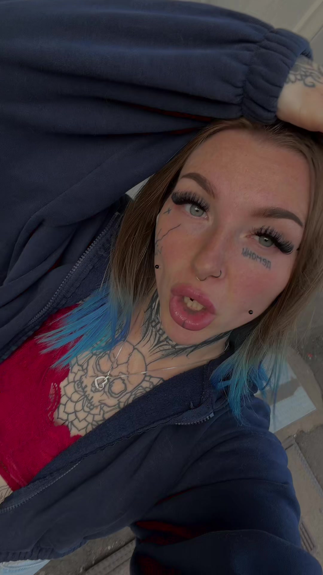 @Sharonimo
