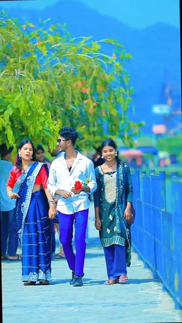 @Raju_Raut😎😘