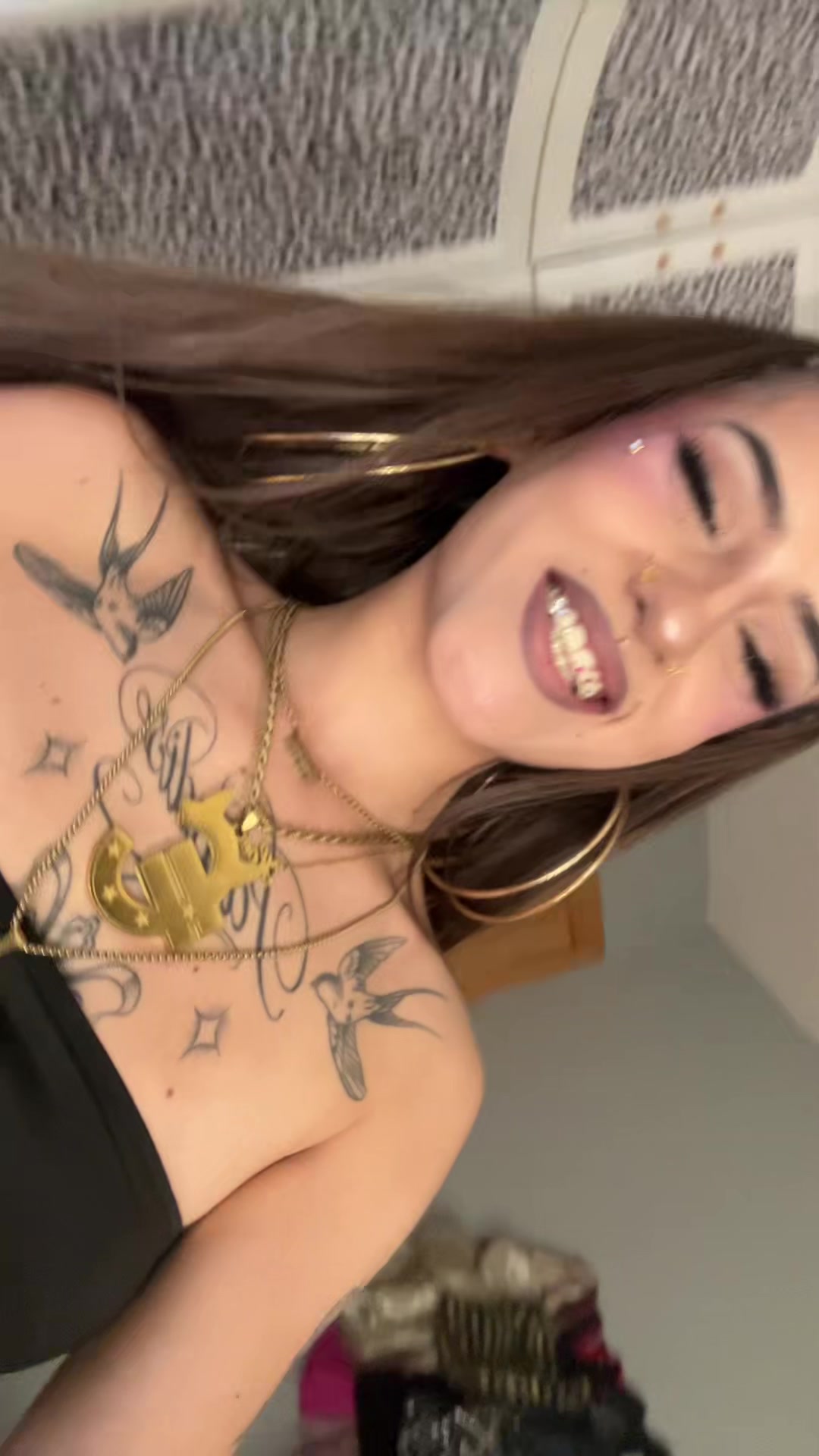 @Lahoeee