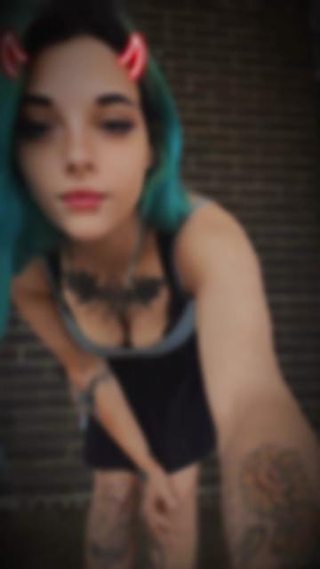 @Tiny blue