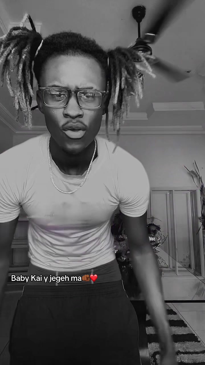 @𝒮𝐸𝒞𝒦𝒜𝒮𝐼𝒮✨🤴🇬🇲🎤