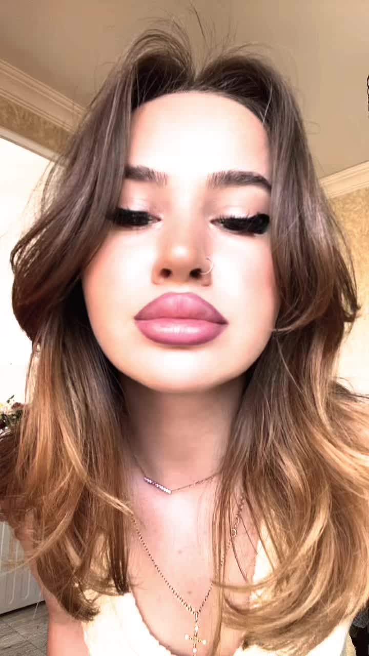 @🦋