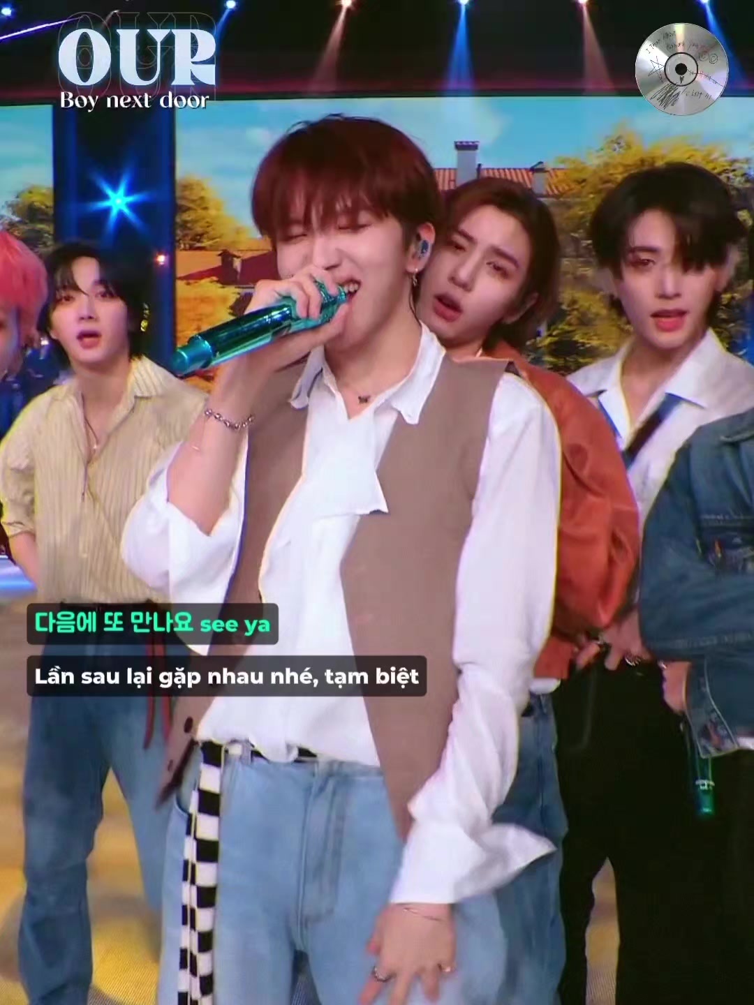 @Jihoon cười r&aacute;ch quần Sungchan