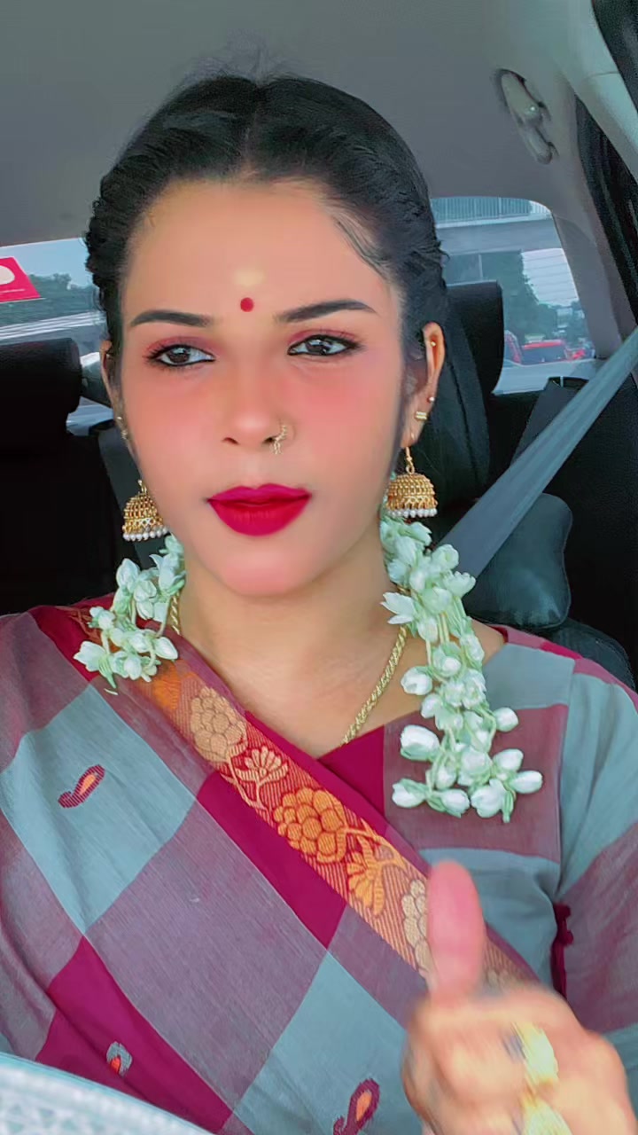 @ஷ ர் ம லி 💛🐣
