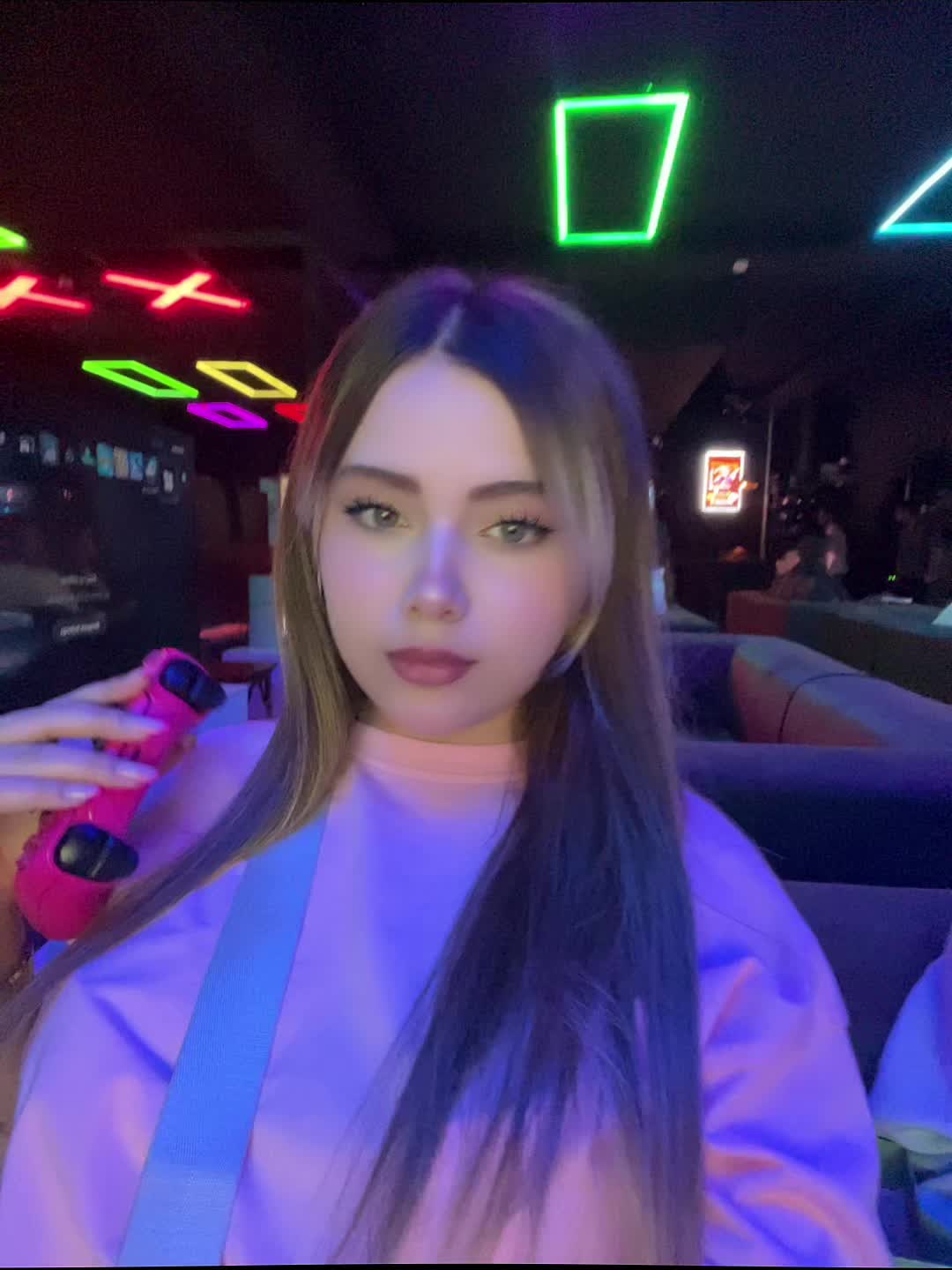 @چیستا