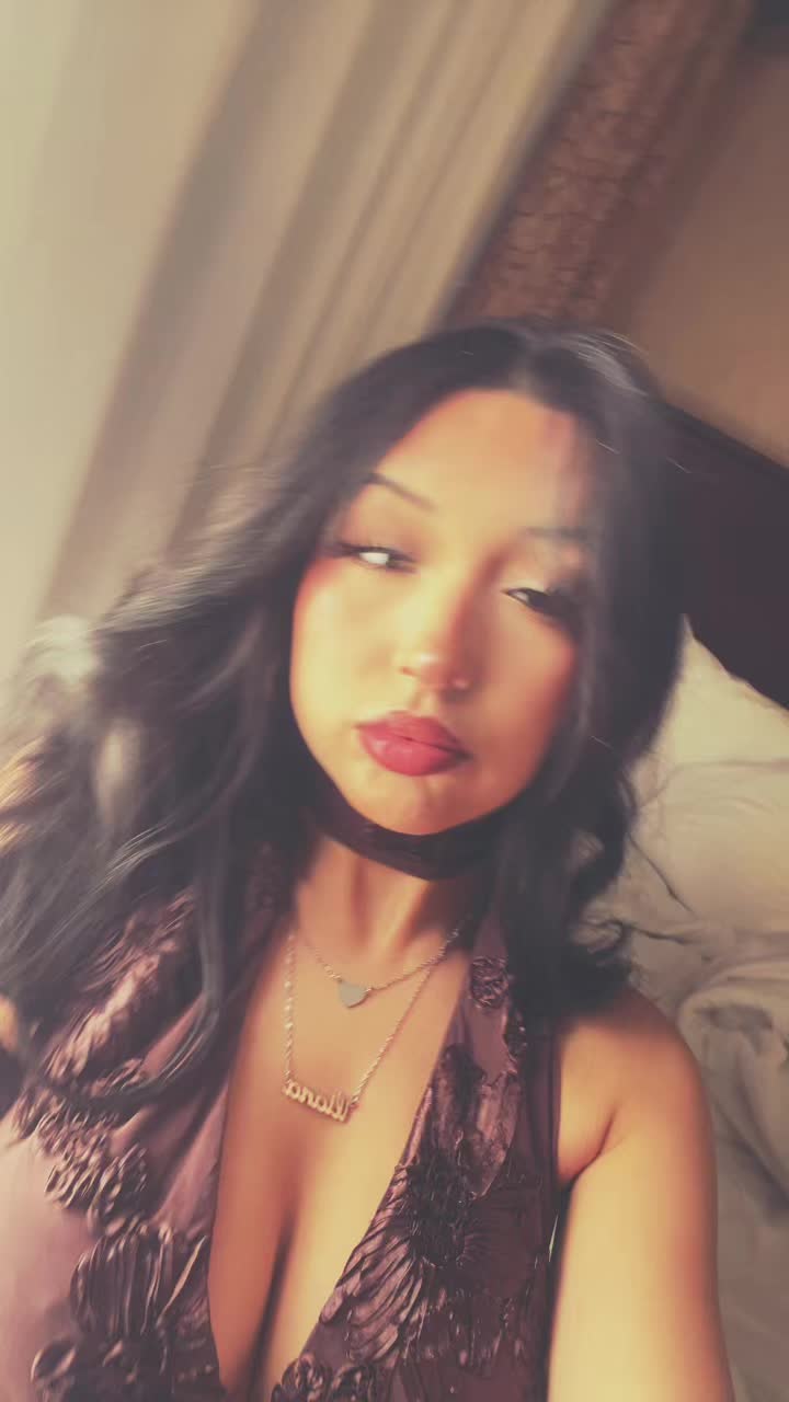 @iliana
