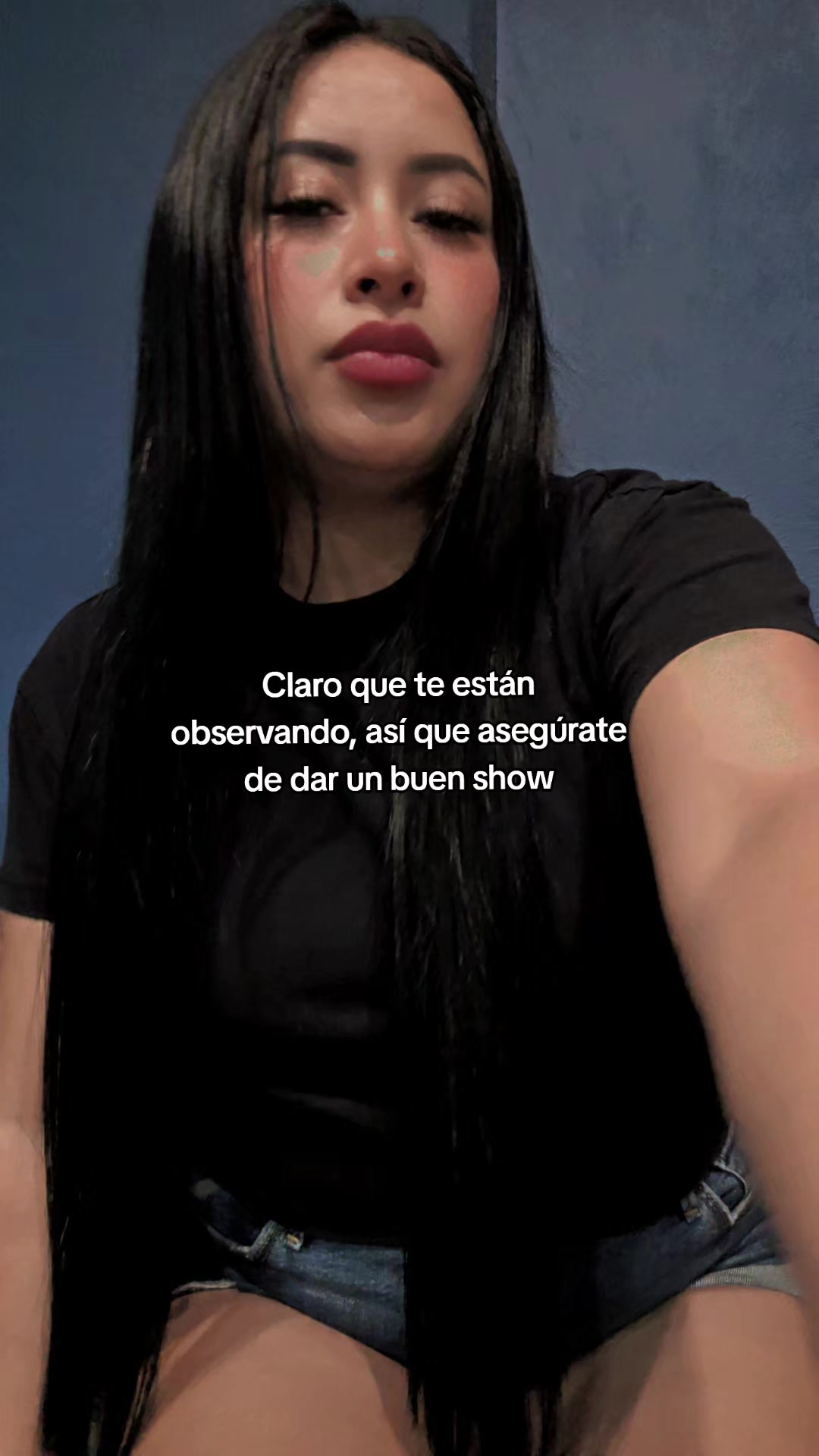 @️R e y n a  R G