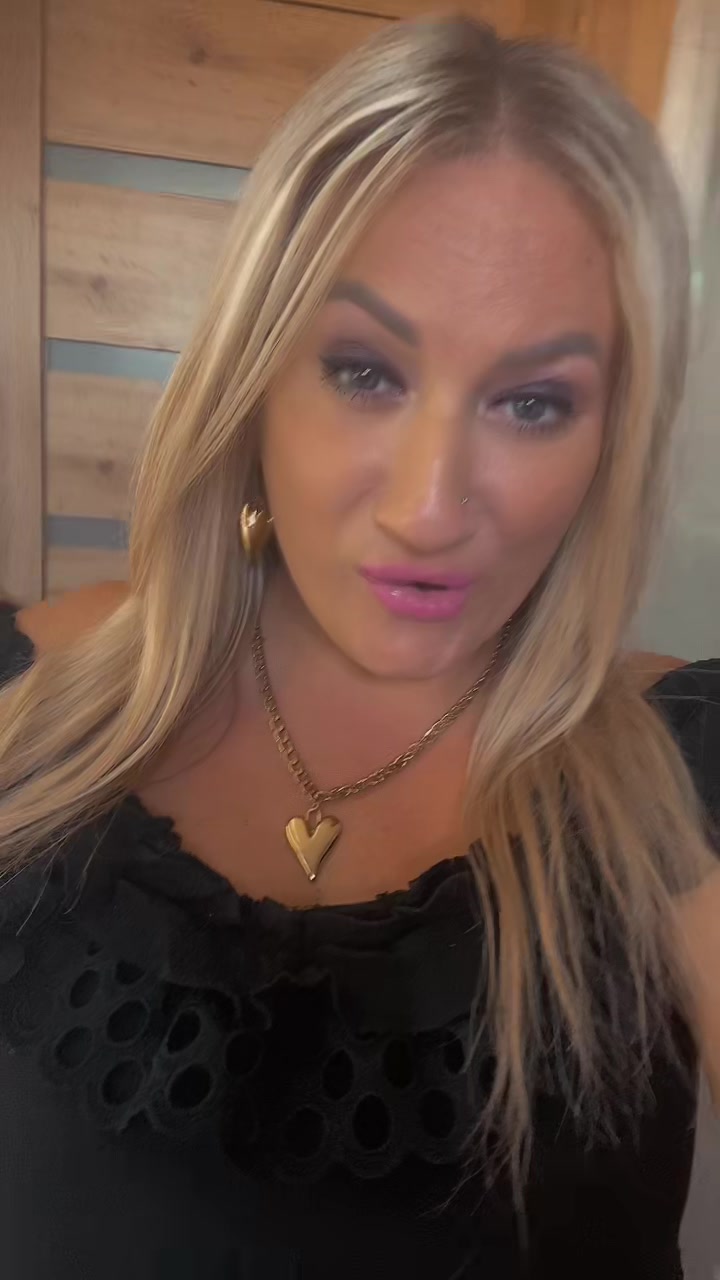 @karollaa87