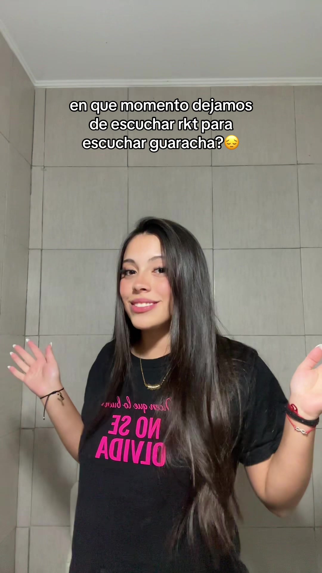 @maiᥫ᭡