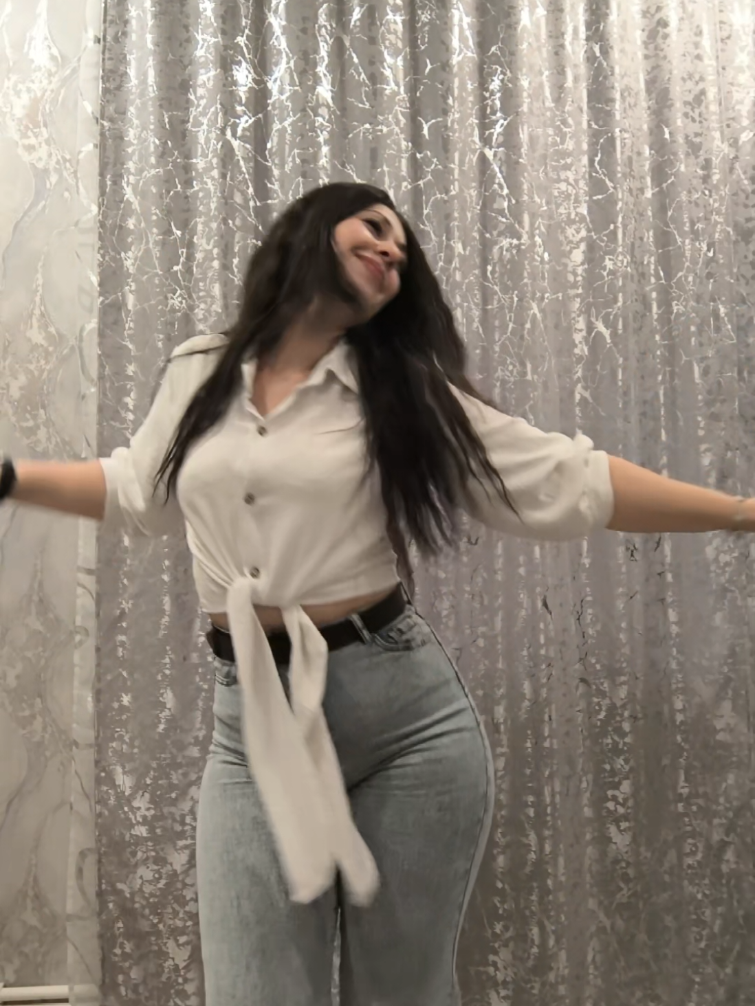 @Мехри
