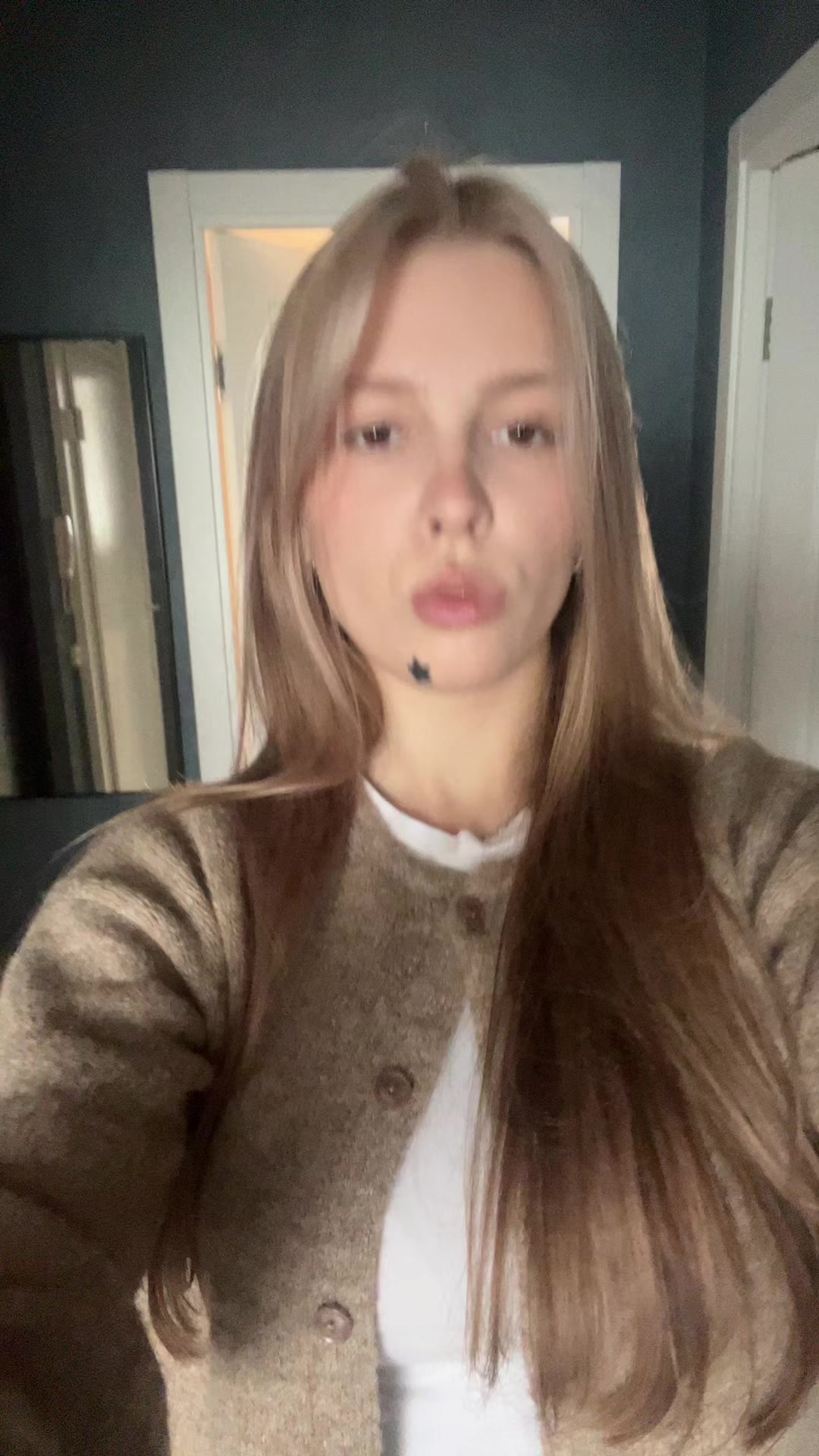 @еее