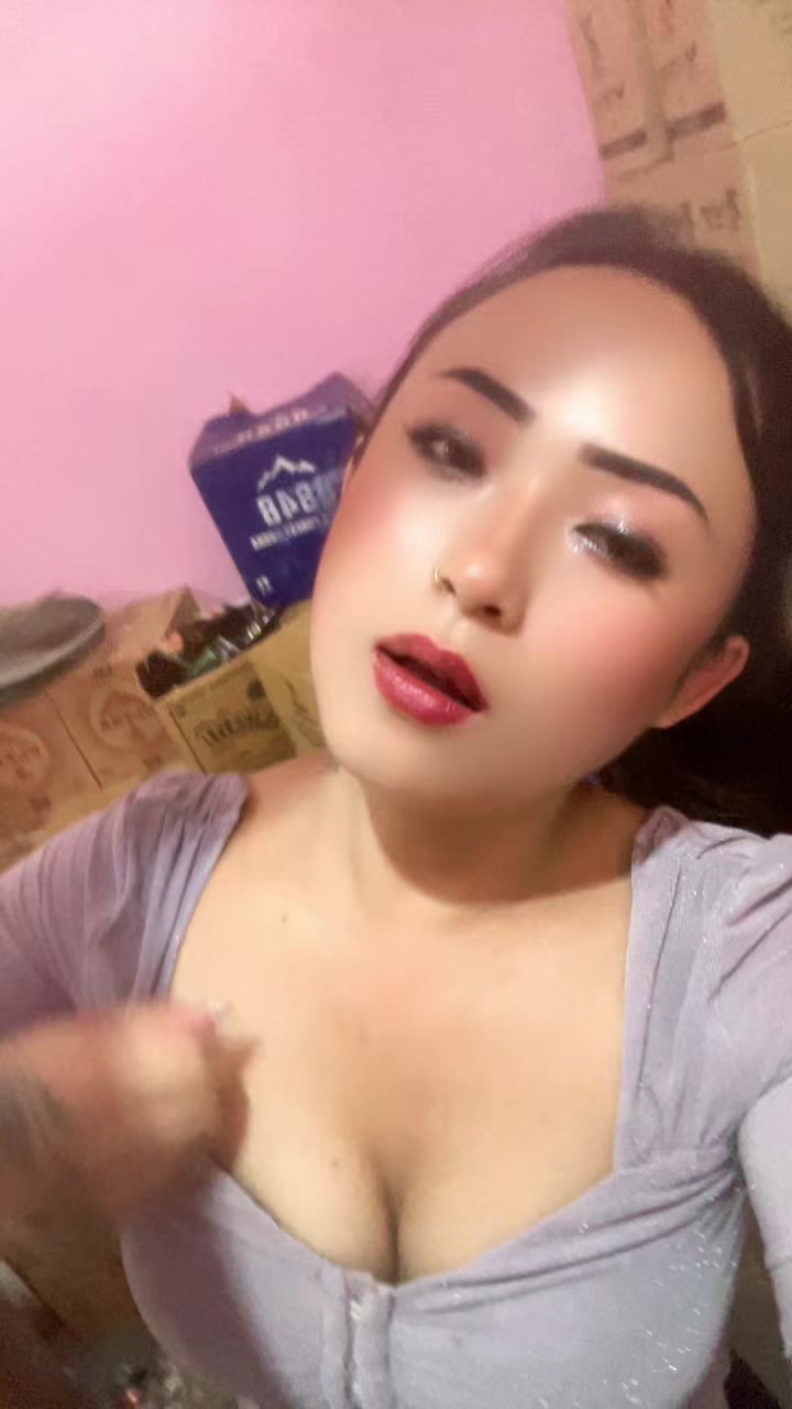 @Sabrina Kerungma
