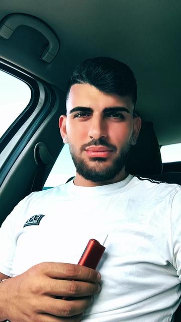@Giovanni Defazio