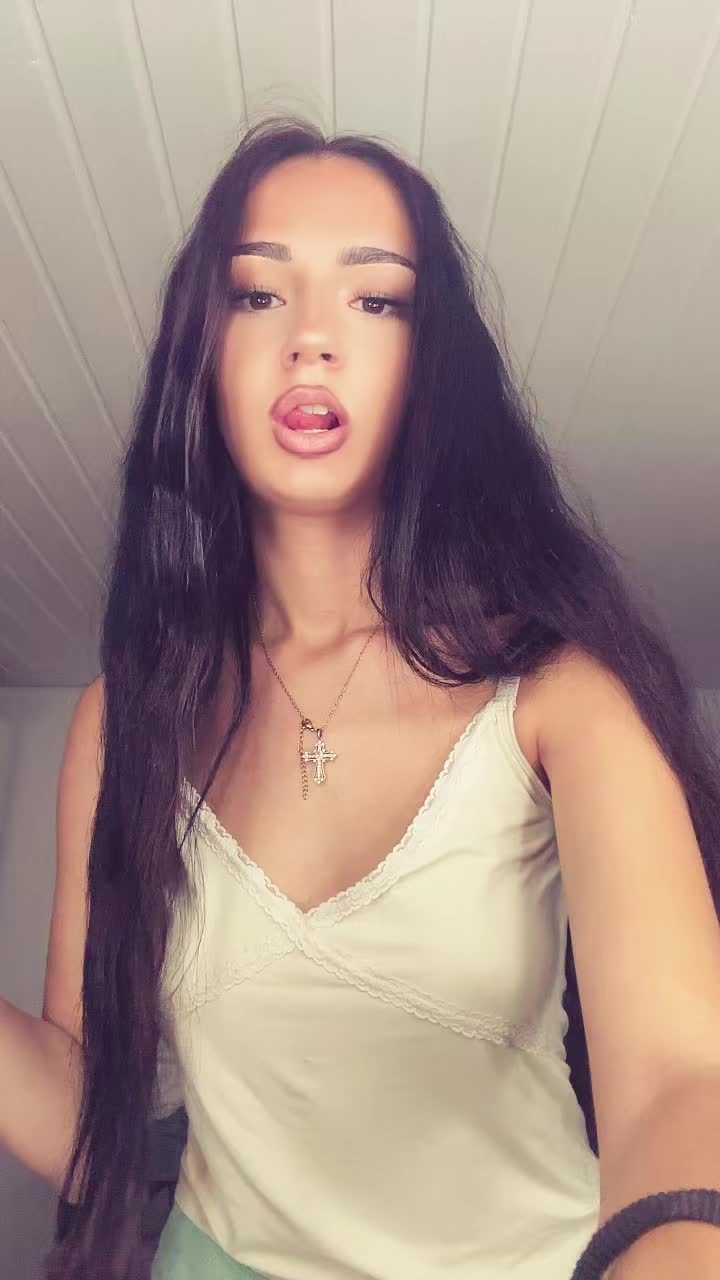 @𝓔𝓵𝓲𝓪𝓷𝓪