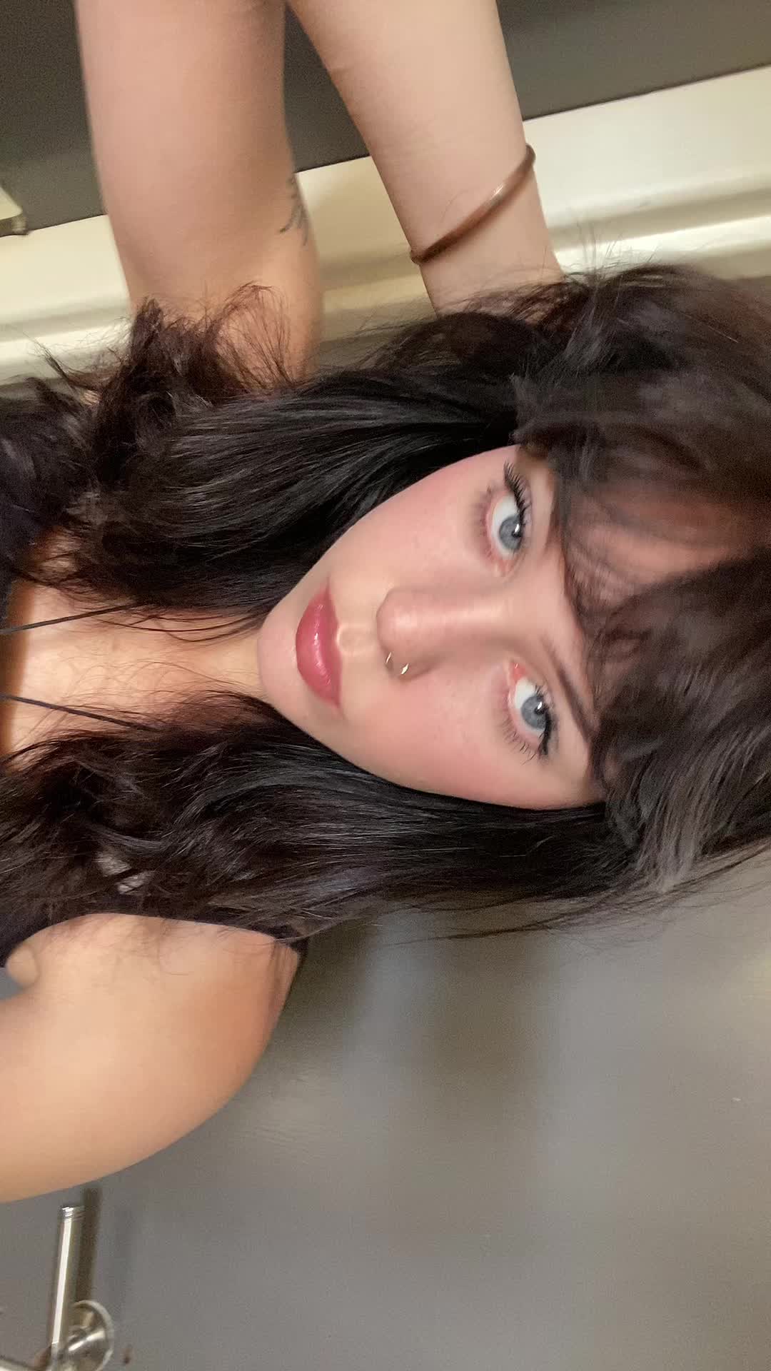 @Melanie:)