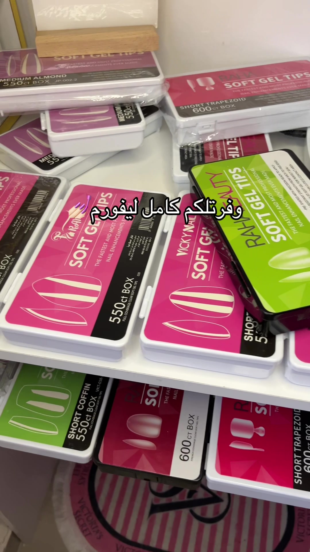 @Leila Nails