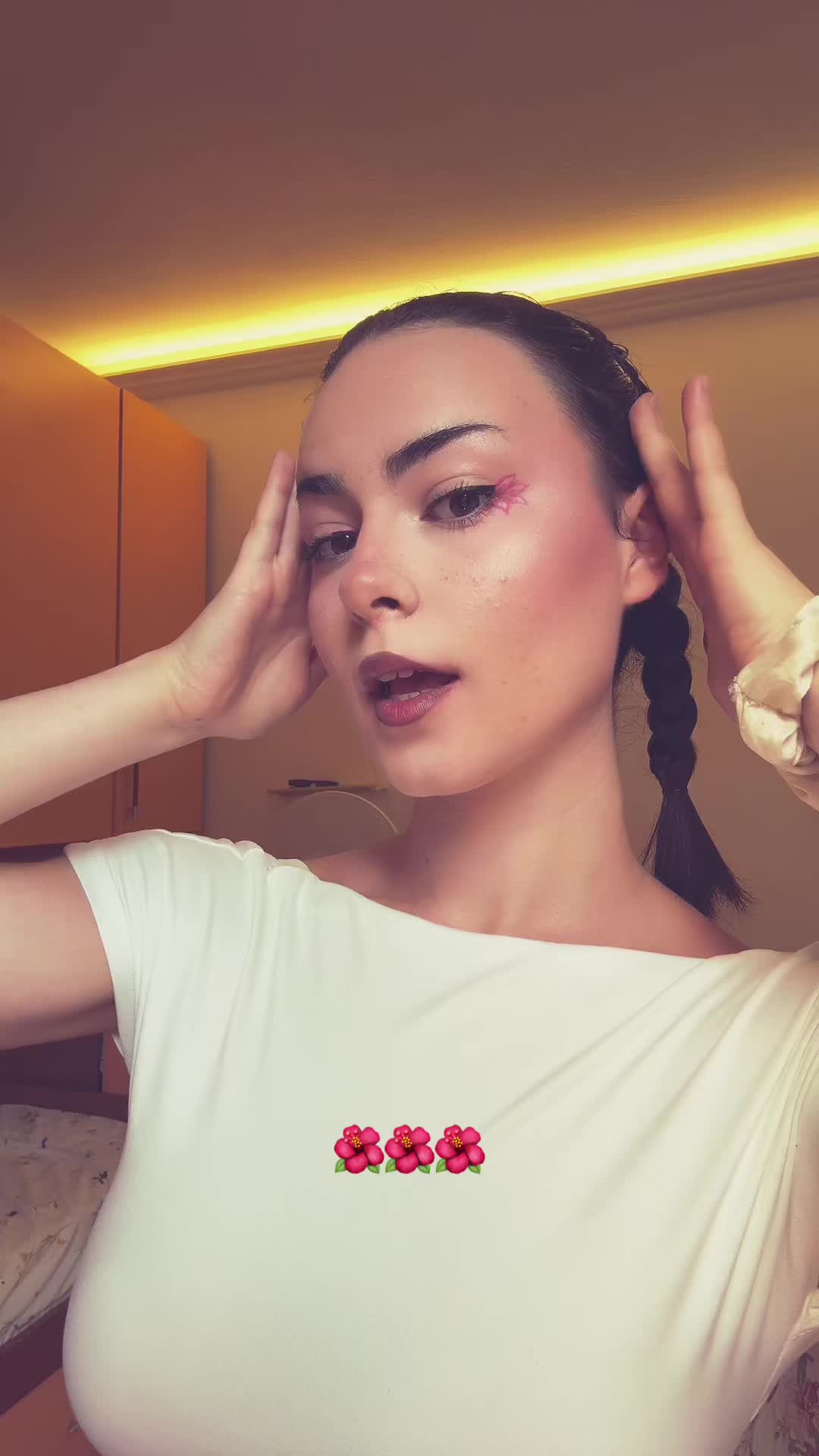 @𝚒𝚛𝚎𝚗𝚎 🖤