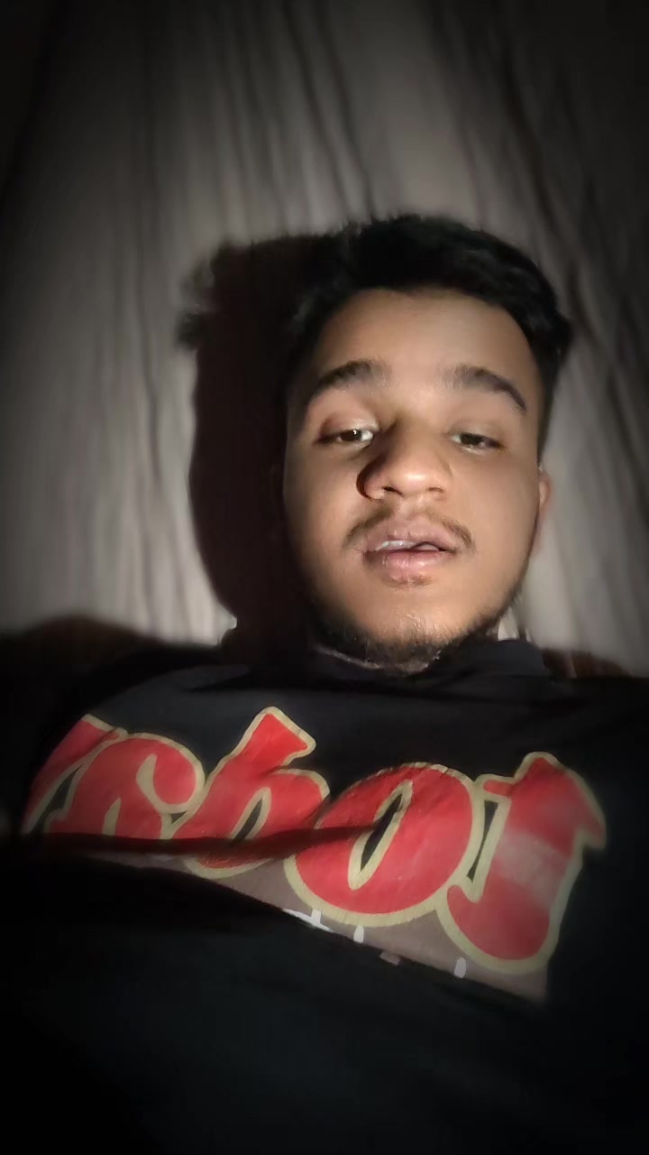 @BROKEN❤️&zwj;🩹🇮🇶