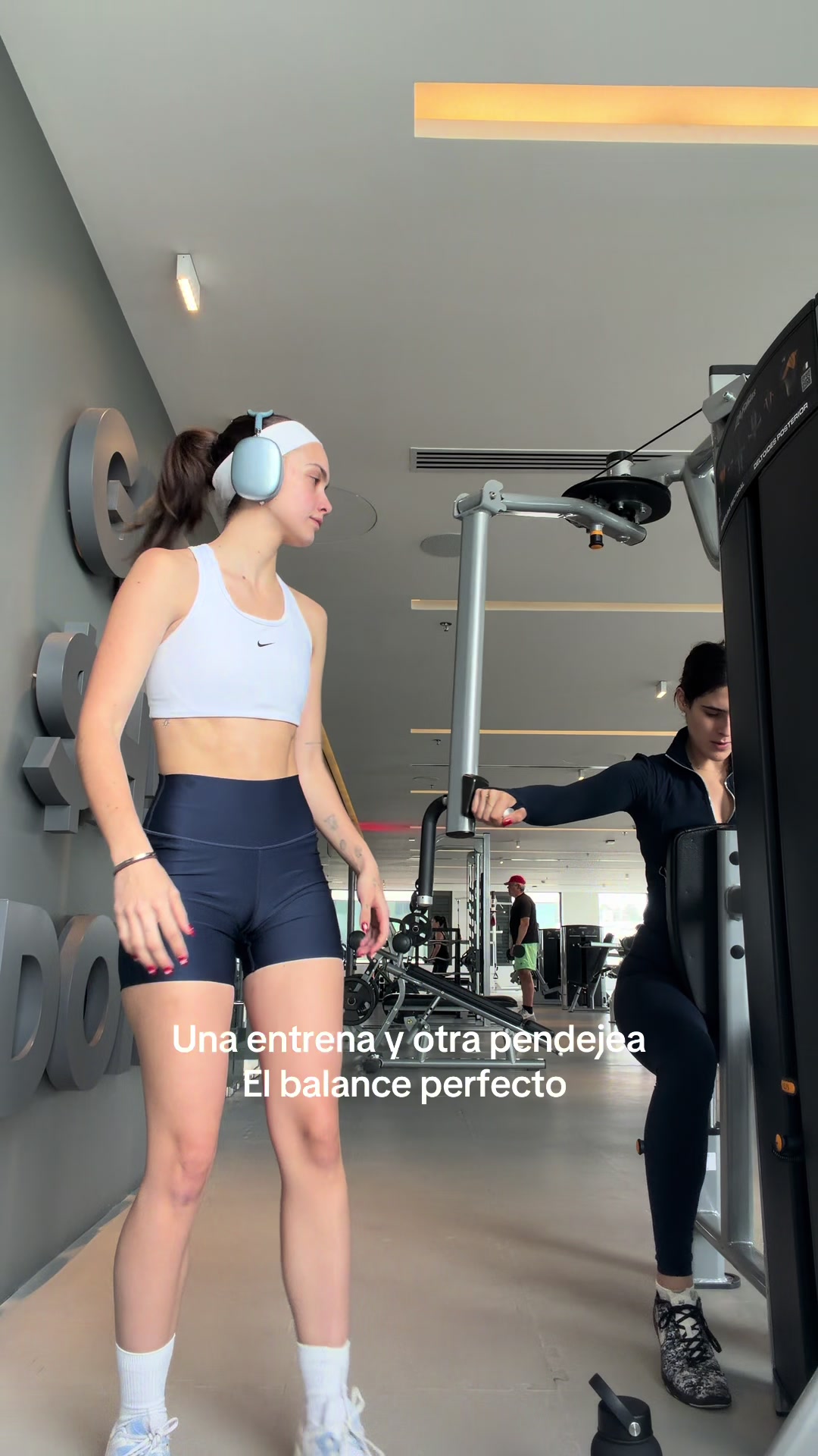 @Renata Haro