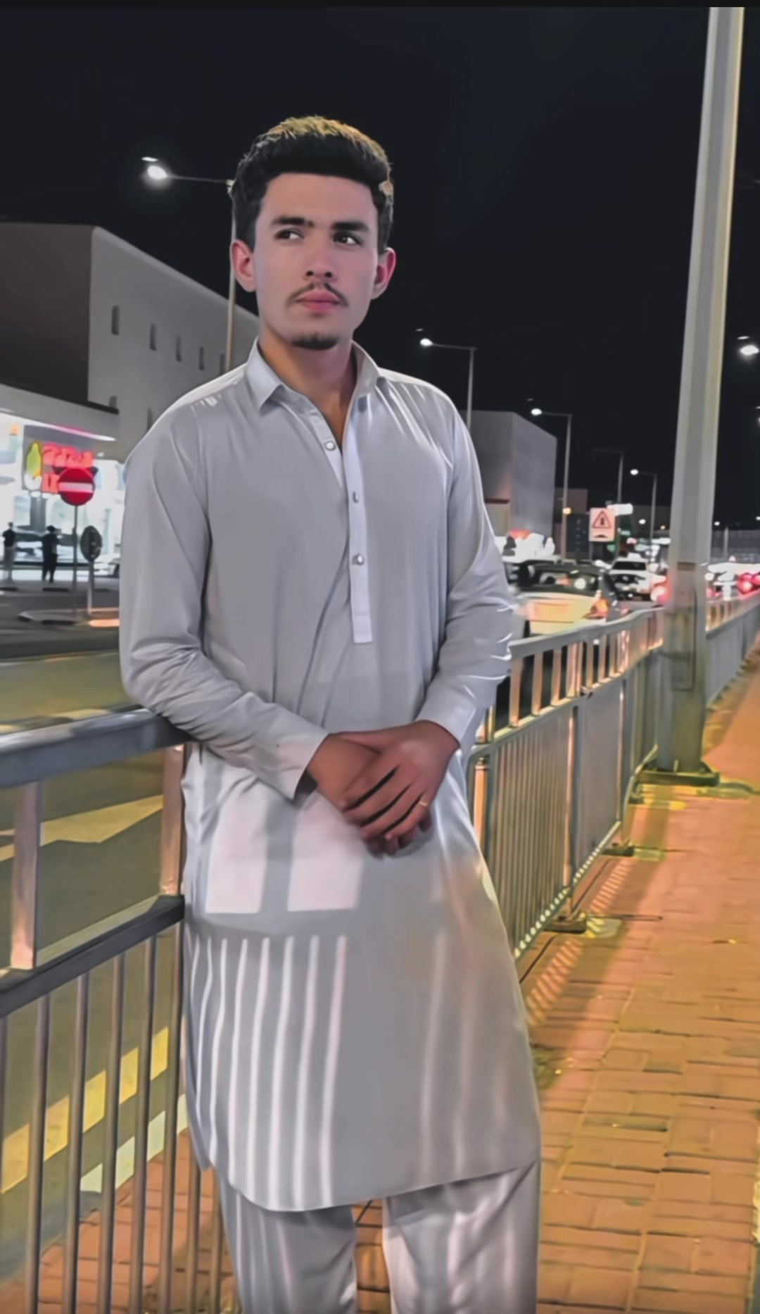 @💸🇶🇦𝐀𝐙𝐈𝐙 𝐆𝐔𝐑𝐔💸313