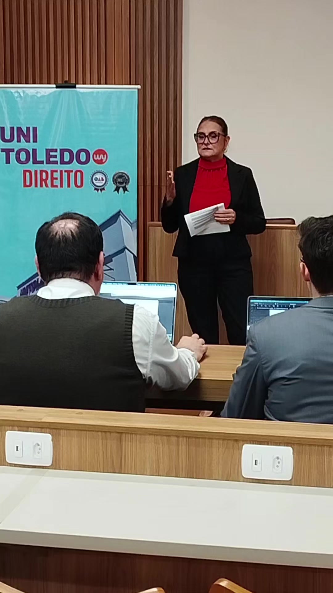 @Nádia