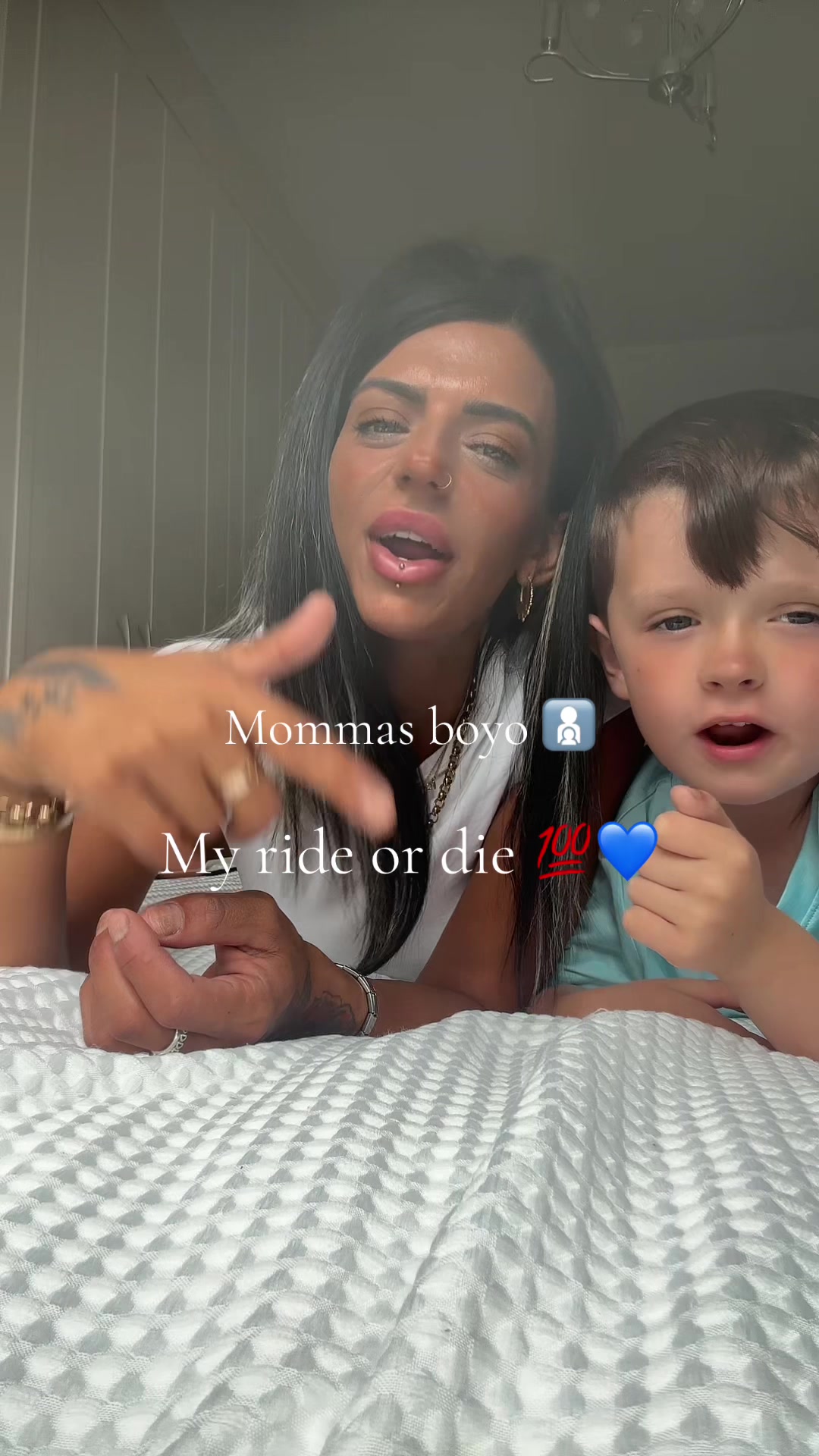 @𝓔 𝓫 𝓸 𝓷 𝔂 𝑪 𝒐 𝒙 🍒