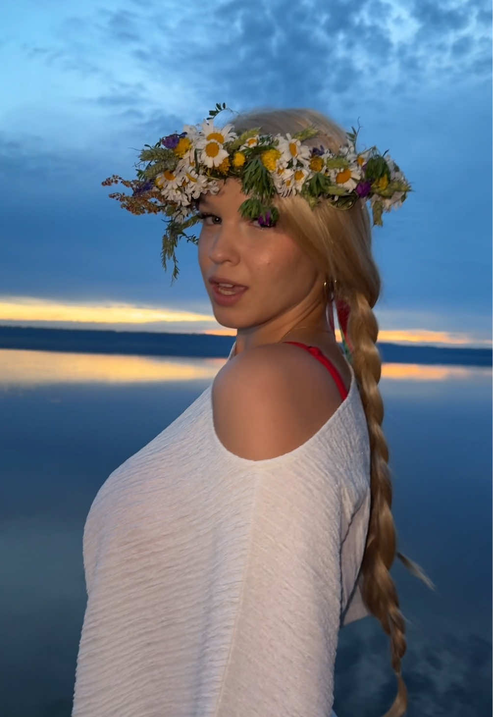 @_adelina_tenk0_