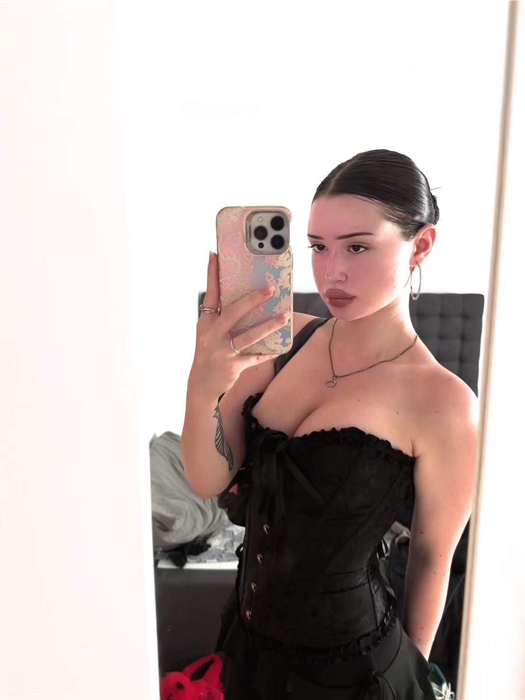 @Elisheva