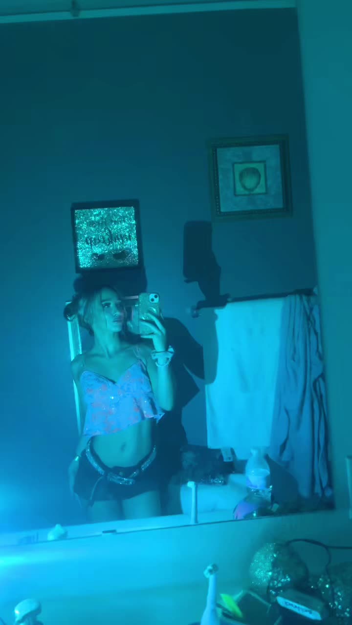 @Adriana