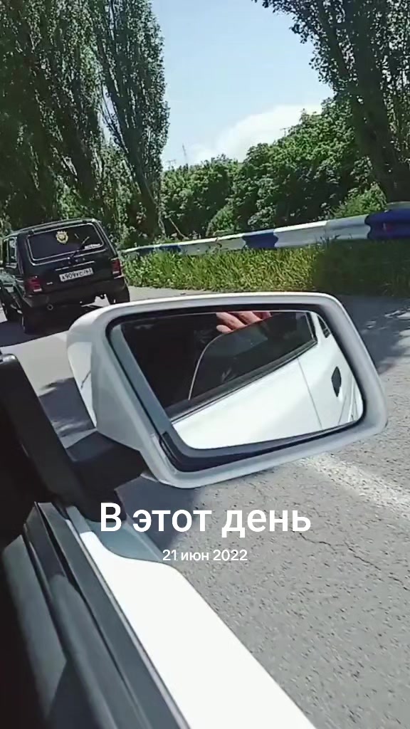 @Raz4x4