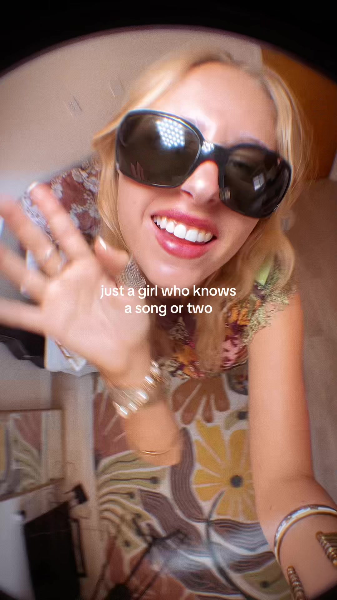 @kelseykinch
