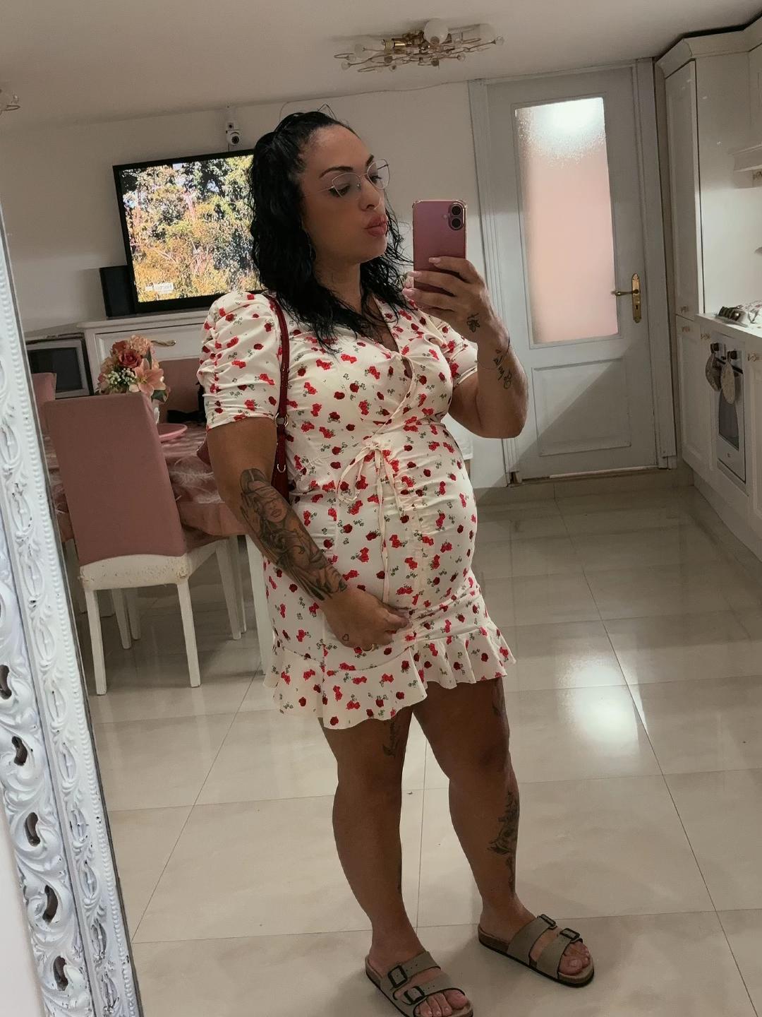 @Melania
