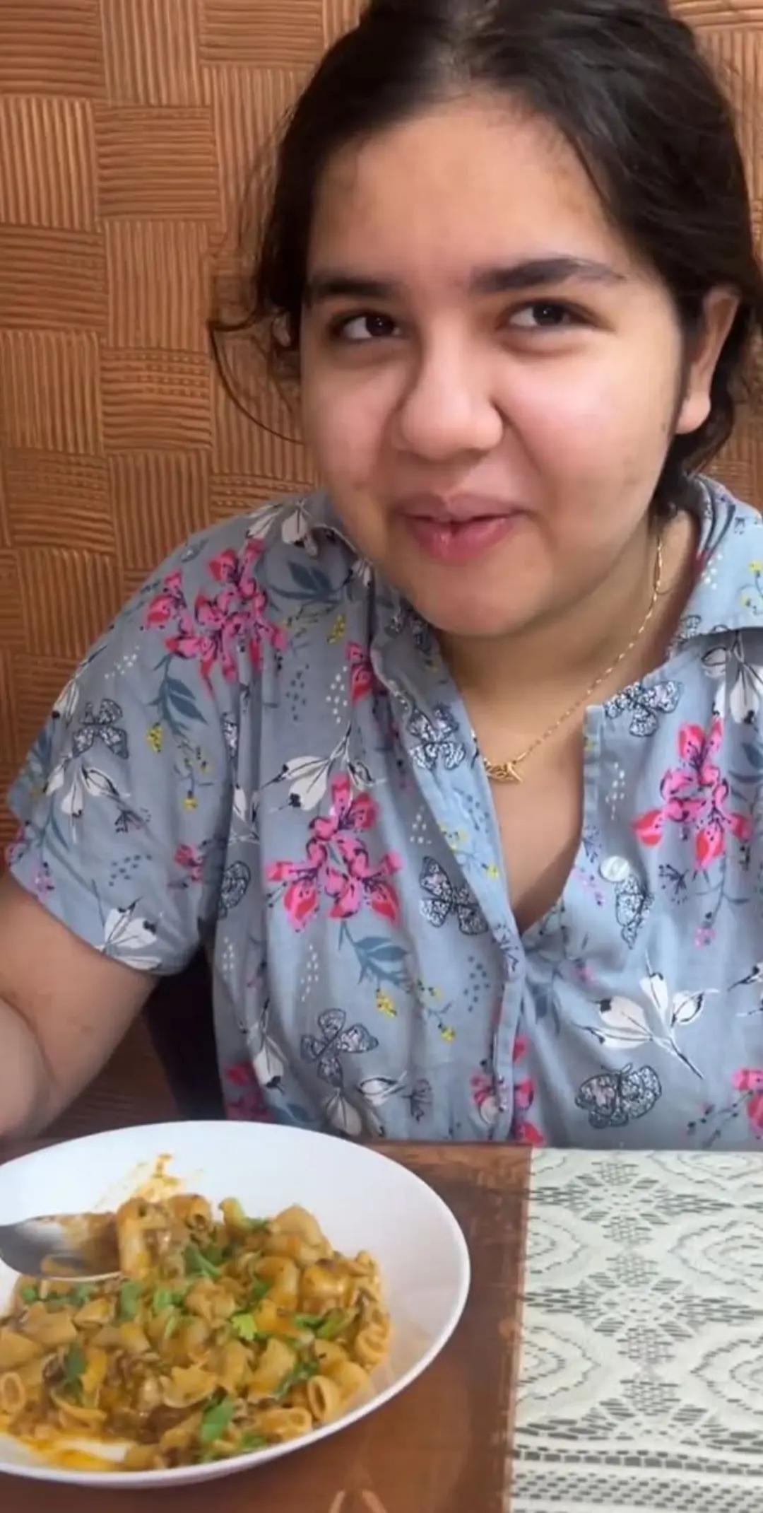 @leena
