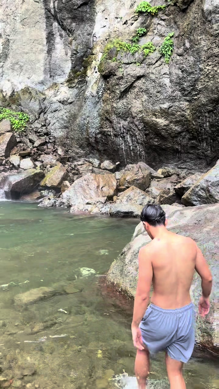 @Pg23