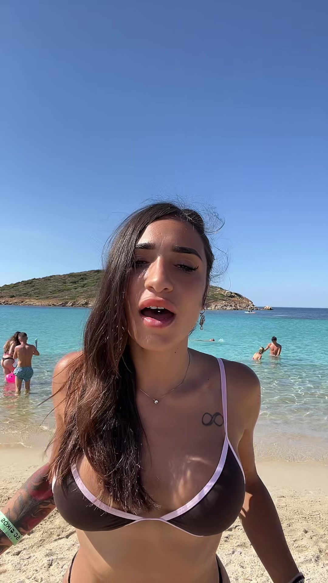 @lasarettina98