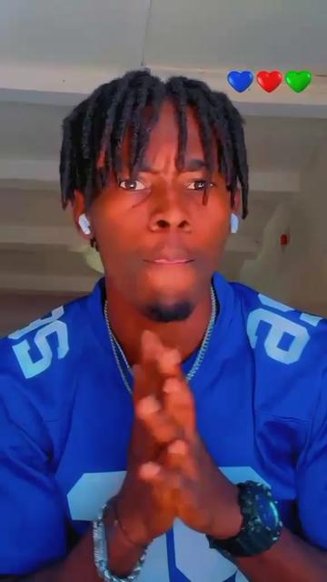 @Boy Alone 🇬🇭🇮🇹 🌟❤️⚽🌍🙏