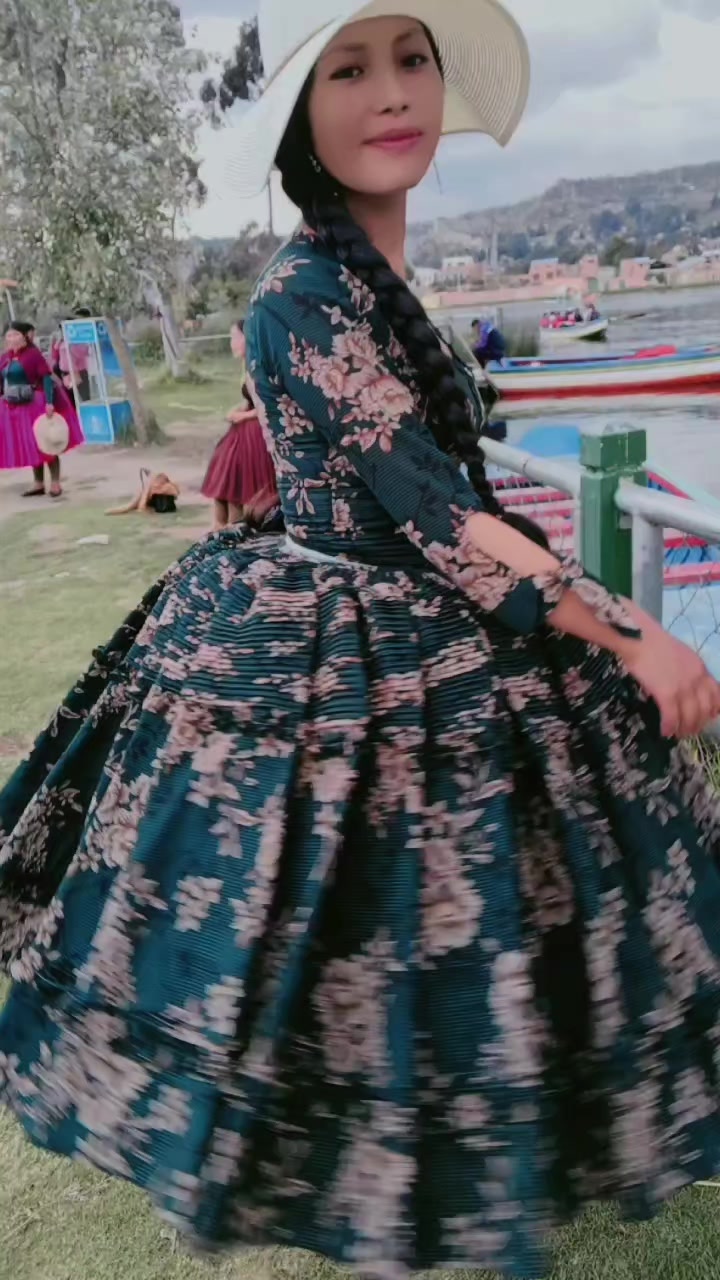 @&hearts;️🦋t&uacute; cholita Elvira 🦋&hearts;️