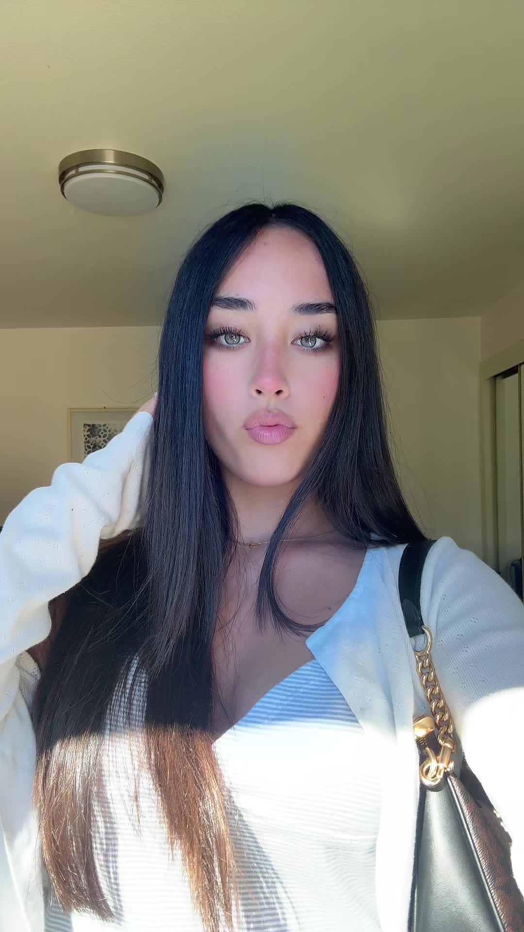 @🤫