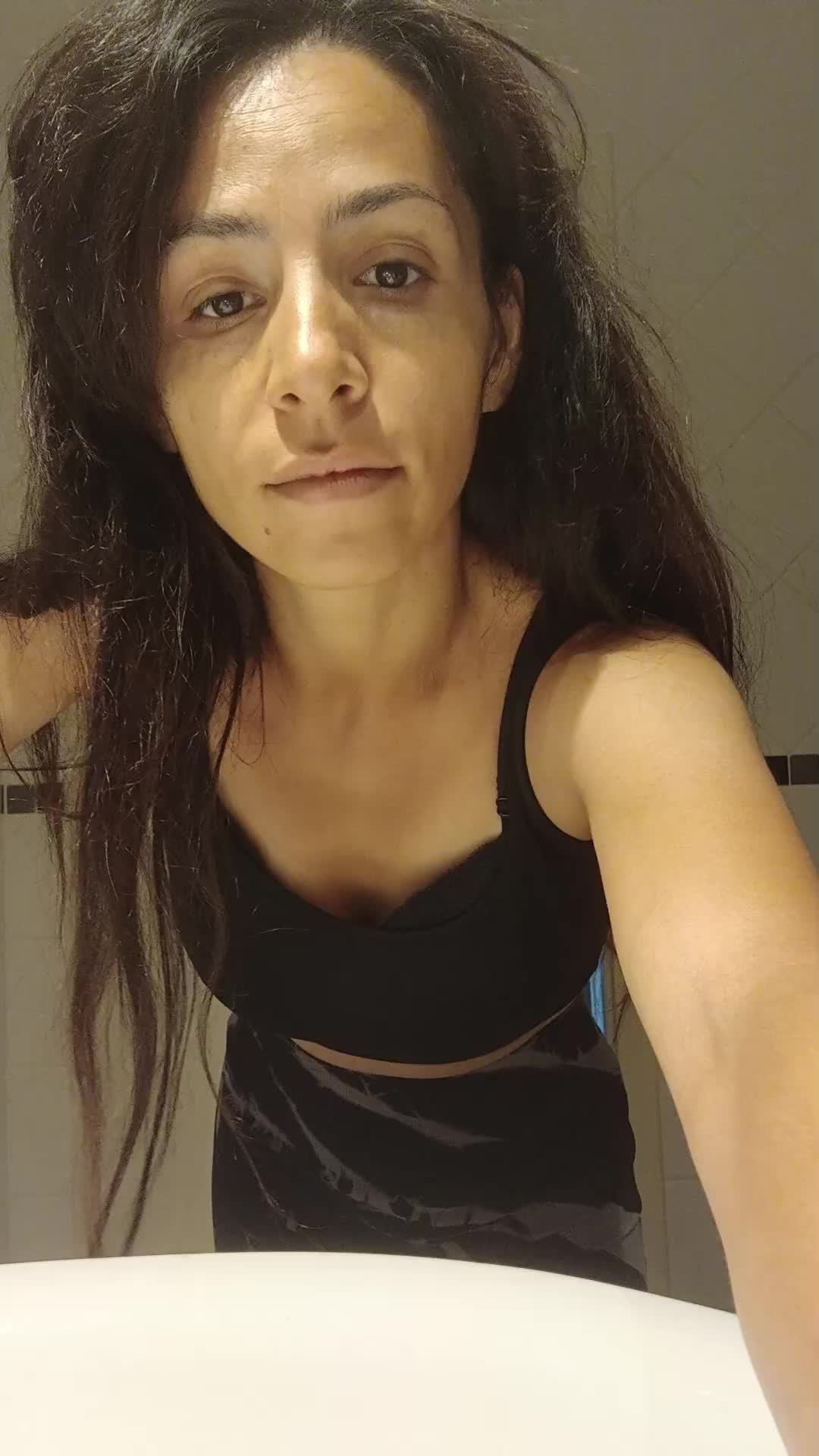 @🦂