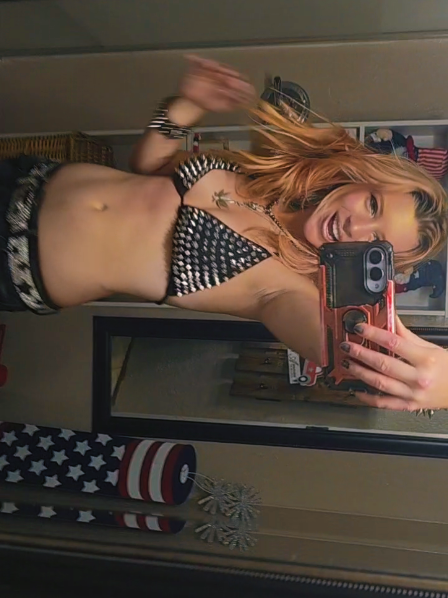 @Jaylee_exists