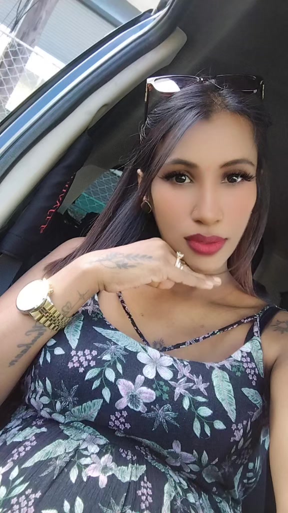 @🦋⃟  Poorni 💋 🖤