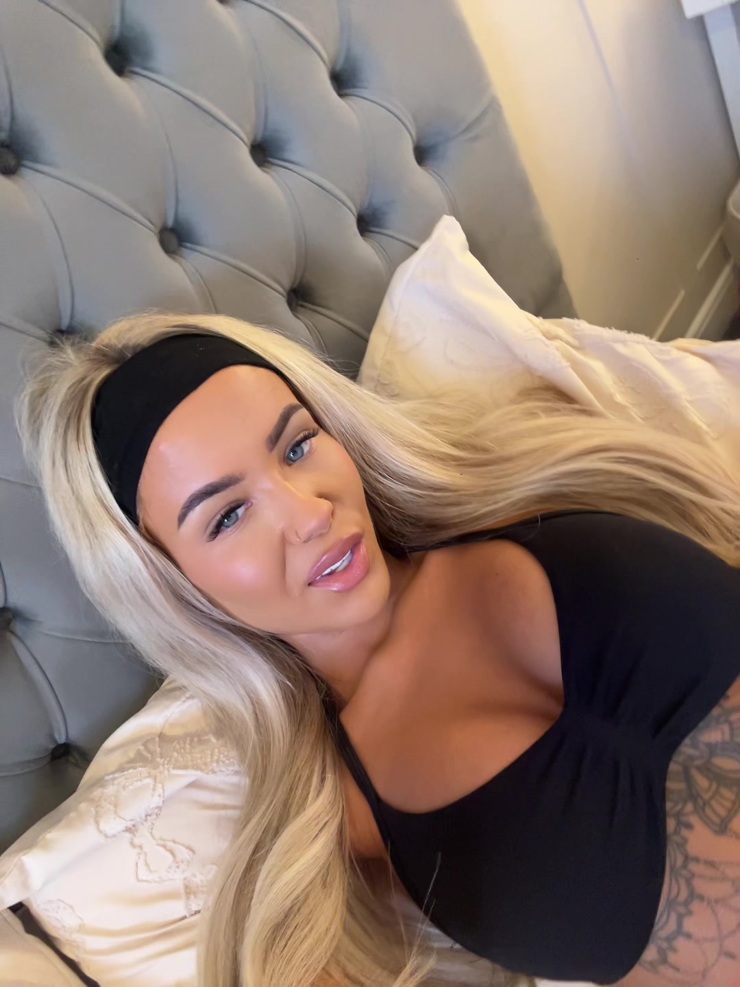 @elliesouthgate1